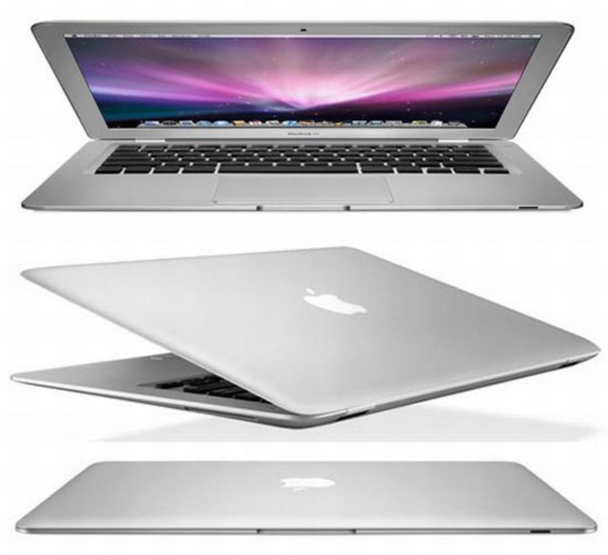 MacBook pro 2012 i5 8gb 256 ssd with a free laptop bag
