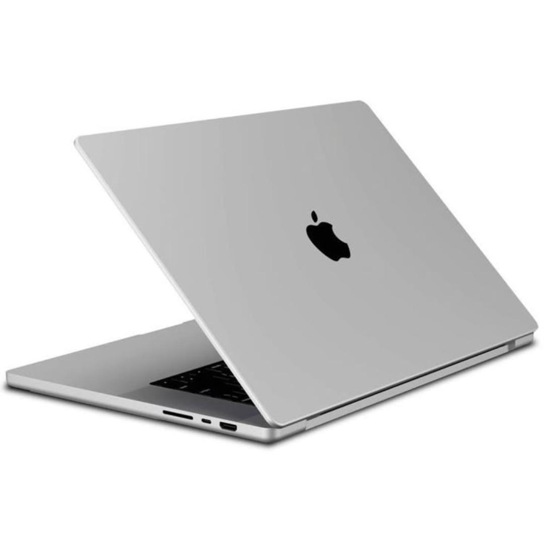 MacBook 2020 i7 32gb 512 ssd with free laptop bag