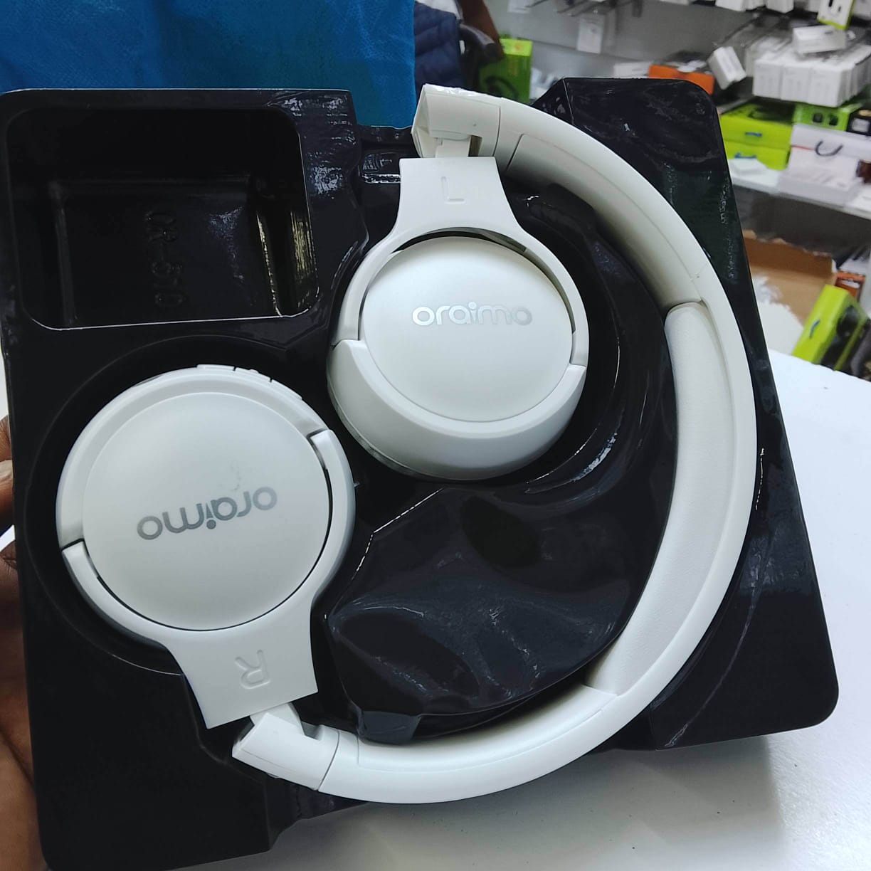 ORAIMO Bluetooth Wireless Stereo Headphones OR-510 OVER EAR HEADPHONES - Black