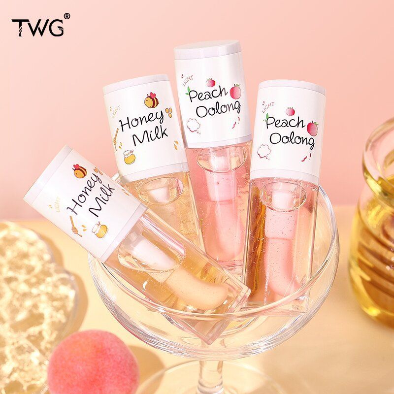 Honey and Milk Plumping Lip Oil, Moisturizing, Hydrating and Smoothing Lip Oils (COMES WITH A LIP BALM)