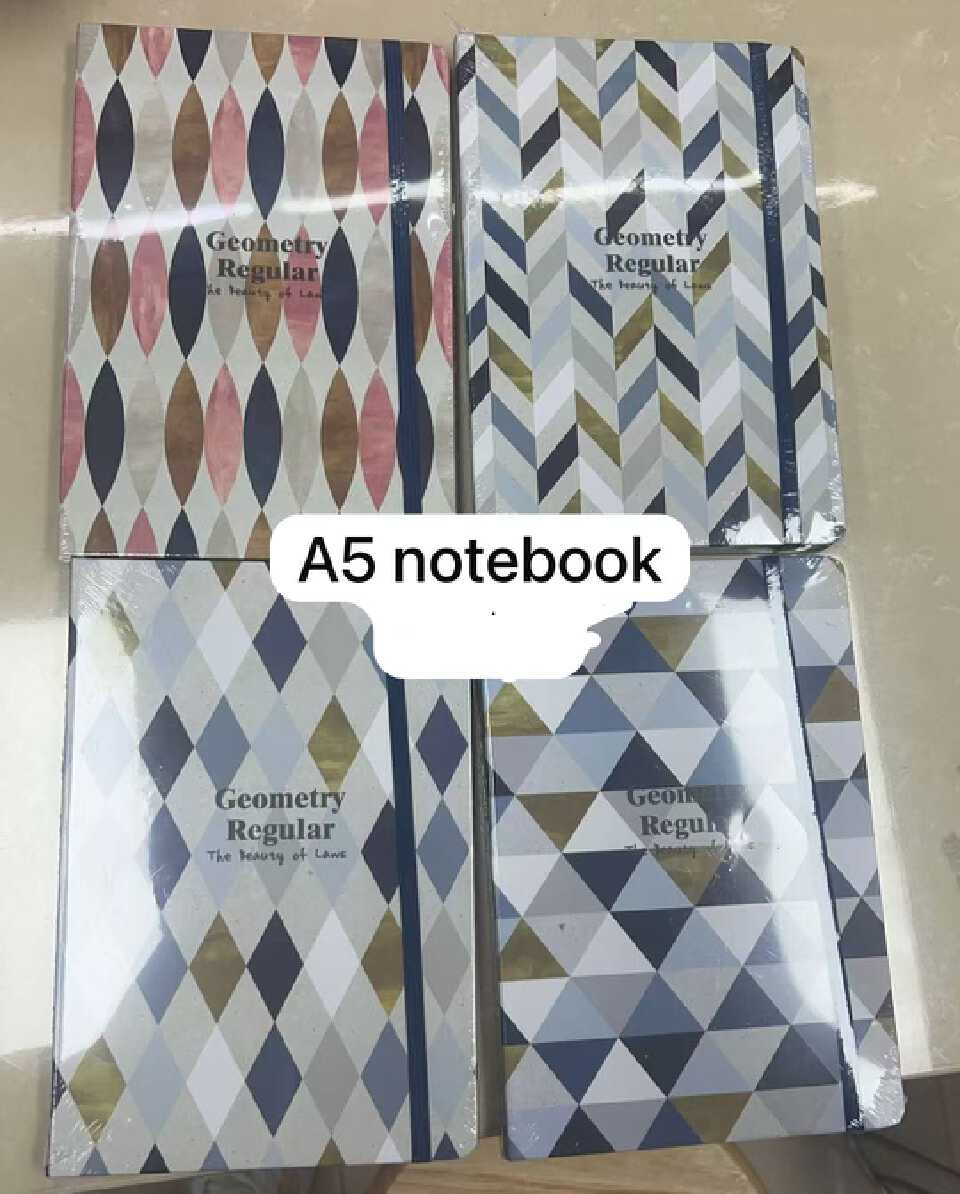 📓 A5 Notebook – Compact, Stylish & Ready for Your Ideas! 📓

Whether you’re jotting down notes, planning your day, sketching ideas, or keeping a journal, this A5 notebook is the perfect everyday comp