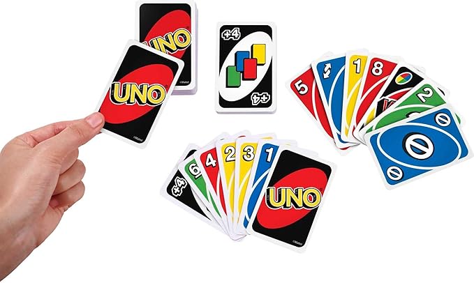 CLASSIC UNO Colour & Number Matching Card Game - 112 Cards - Customizable & Erasable Wild - Special Action Cards Included - Gift for Kids 7+