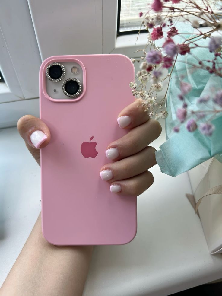 Iphone 16 white Original Silicone Case/Cover, Liquid Silicone Phone Case Soft Anti-Scratch Microfiber Lining, Full Body Shockproof Slim Cover/Case