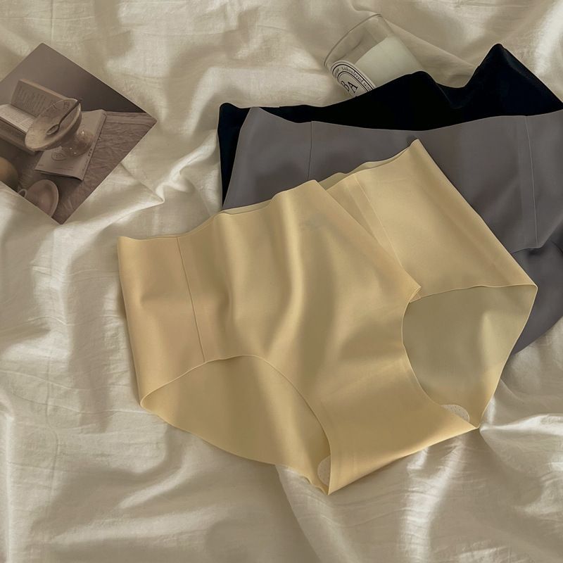 FAST SHIP 5PCS Women's Cheap Soft Underwear Thongs Panties Seamless Yoga Sport Underwear Ice Silk Assorted Breathable Briefs Fitness Mid-Waist Invisible Triangle Underwear for Women 50-75kgs FBK M27