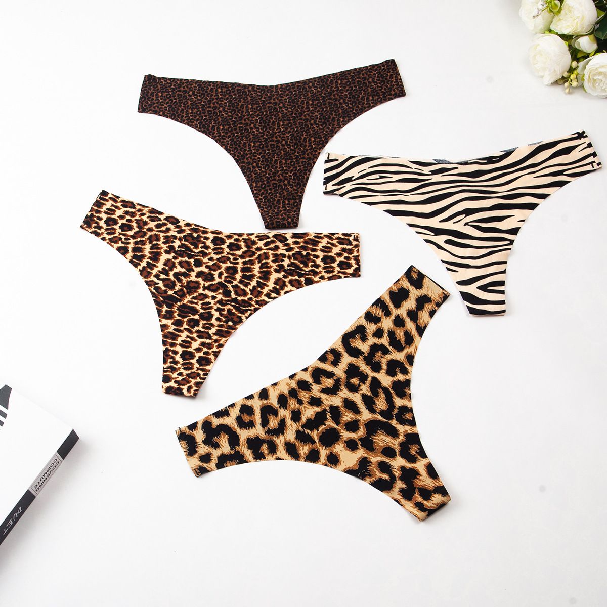 5PCS/8PCS Plus Size 50-90kgs Women's Leopard Underwear Thongs Panties Assorted Lace Splice Women's G-string Invisible briefs Underwear Clothing Ladies Super Soft Hollow out Ice Silk Panties M28