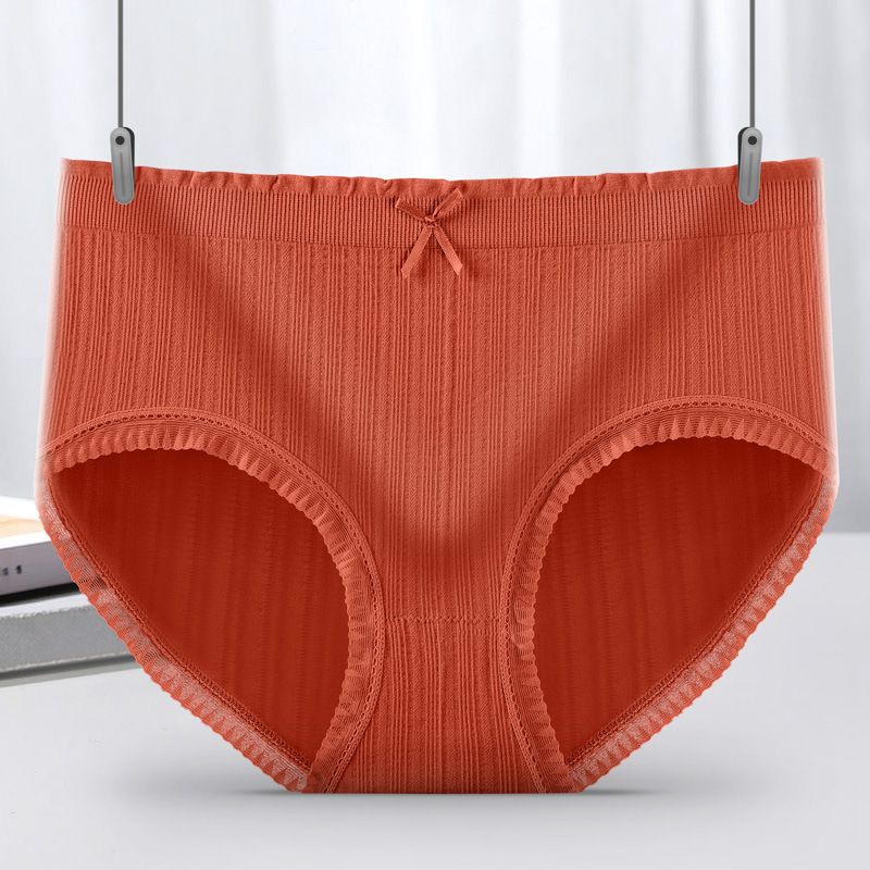 Cheapest Japanese Style Seamless Panties Women Mid-waist Lace Edge Briefs Pure Cotton One -piece Antibacterial Underwear Girl's Briefs Made in China M38