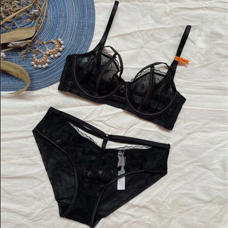 Cheap 2Pieces Set Sexy Ladies Lingerie Set for Women Push Up Bra and Lace Underwear Panty Sets Ultra Thin Invisible Bras Strapless Bra Bikini dresses Sports Lingerie Bra Set 70-85BC M87