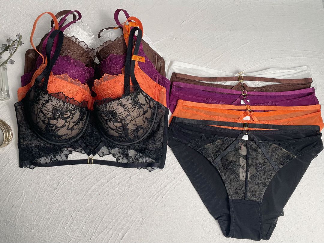 New Arrival 2Pieces Set Sexy Ladies Lingerie Set for Women Push Up Bra and Lace Underwear Panty Sets Ultra Thin Invisible Bras Strapless Bra Bikini dresses Sports Lingerie Bra Set 70-85BCD M88