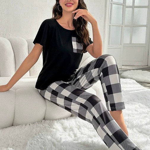 New Arrival Plus Size Women Pajama Set 2 Piece Lounge Set Short Sleeve Tops with Long Loose Pants Soft Sleepwear Plaid Design Print Long Trousers Homewear Loungewear set Can Wear Outdoor M115