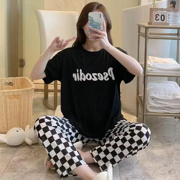28Kinds 2 sets New Cheap Women Pajama Set Lounge Set Short Sleeve Tops Long Loose Pants Soft Sleepwear Leopard Bear Plaid Long Trousers Comfortable Homewear Loungewear Gifts set Can Wear Outdoor M118