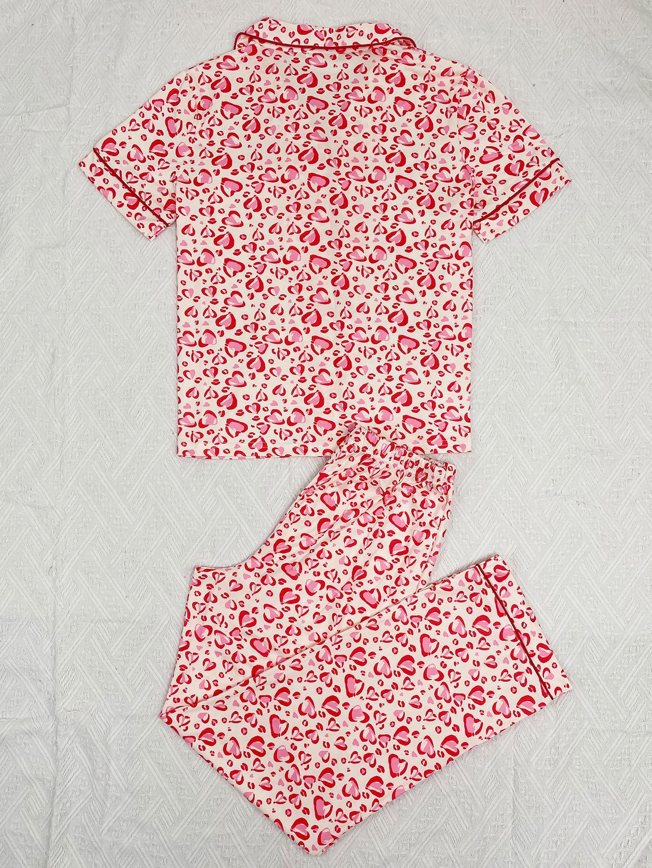 Good Quality Plus Size Women Pink Pajama Set 2 Piece Lounge Set Short Sleeve Tops Ladies Black Long Loose Pants Soft Sleepwear Dots Heart Leopard Print Homewear Outdoor Wear Best Gifts for Women M122