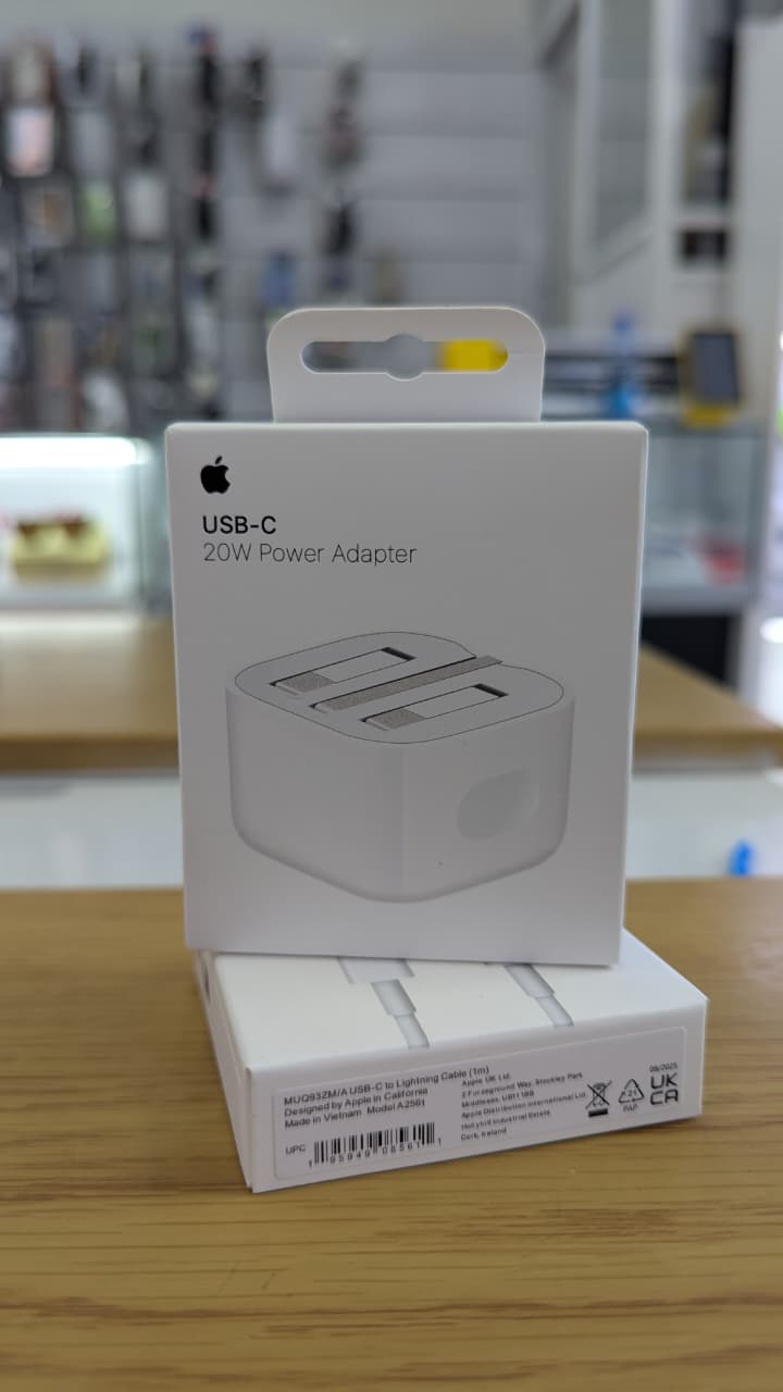 iPhone Charger 20W Power Adapter (folding pins). 1Metre Type-C to Lightning Cable. ORIGINAL Fast, compact wall accessory with foldaway prongs, plus durable sync lead for quick, safe daily charging.