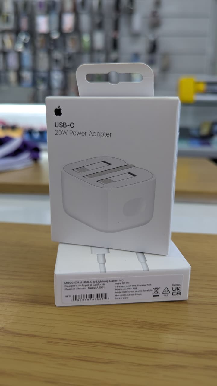 iPhone Charger 20W Power Adapter (folding pins). 1Metre Type-C to Lightning Cable. ORIGINAL Fast, compact wall accessory with foldaway prongs, plus durable sync lead for quick, safe daily charging.