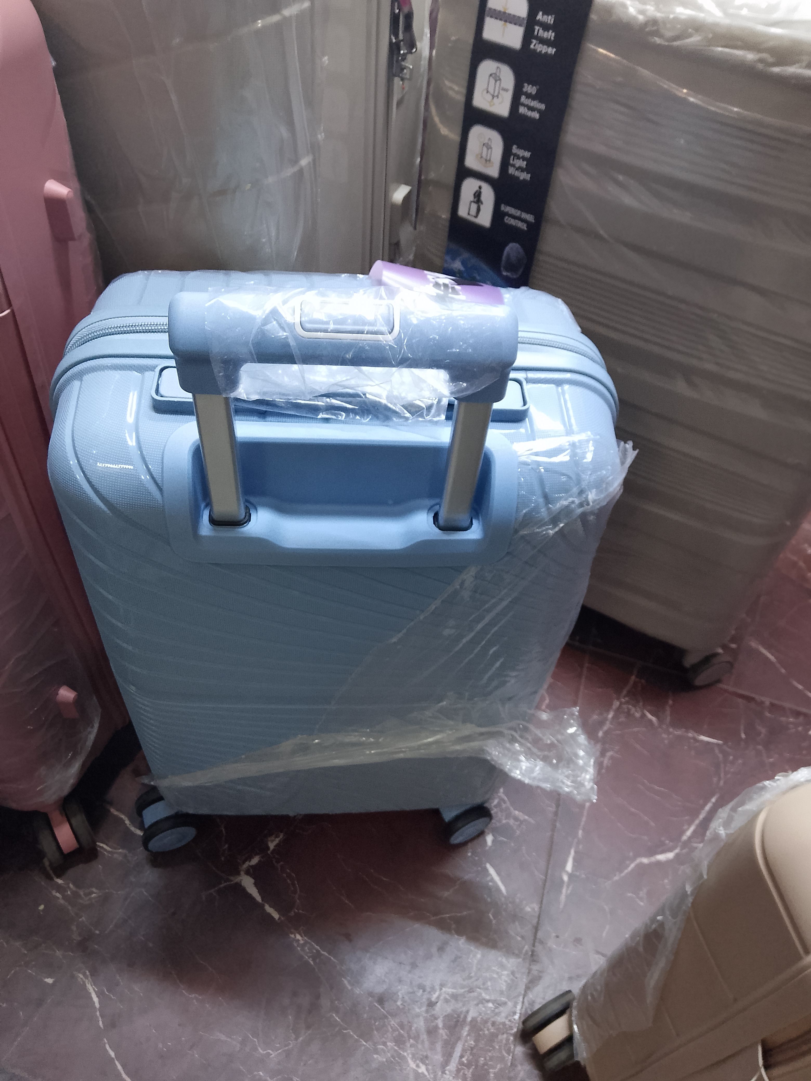 Luxurious Fibre Suitcase Briefcase Travel Bag is the perfect companion for any business trip or vacation.