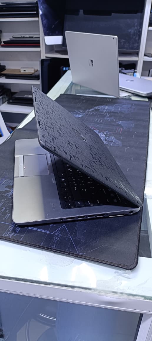 HP EliteBook 840 G2 Core i5 (5th Generation) 8gb ram 256gbssd  is a dependable and budget-friendly laptop designed to meet the everyday needs of students