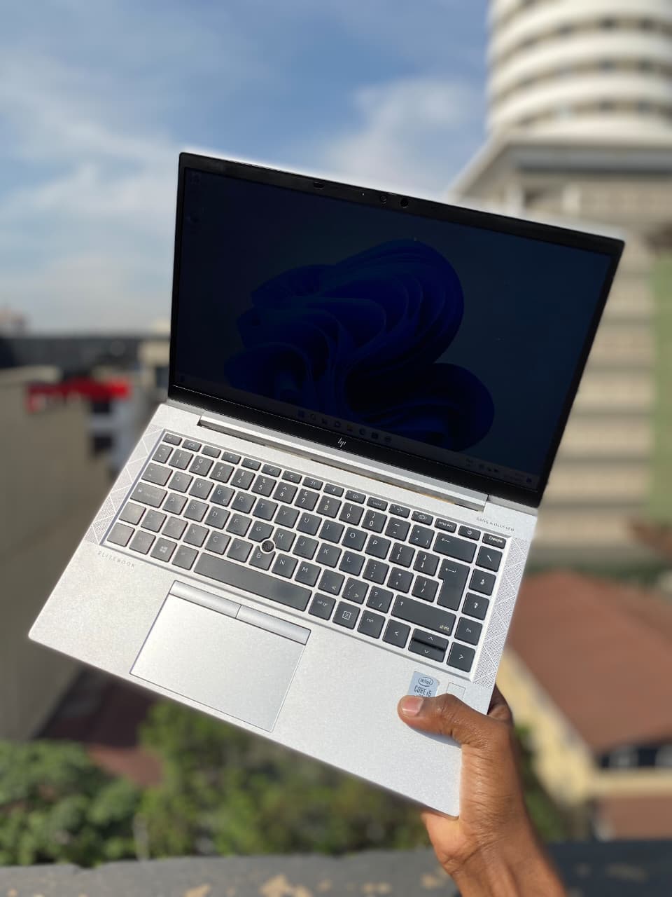 BOXED HP ELITEBOOK 840G7 INTEL CORE I7 10TH GENERATION WITH 16GB RAM MEMORY 512GB SSD 14 INCHES LAPTOP WITH ACTIVATED WINDOWS 11 AND OFFICE { 1YEAR ACTIVE WARRANTY}