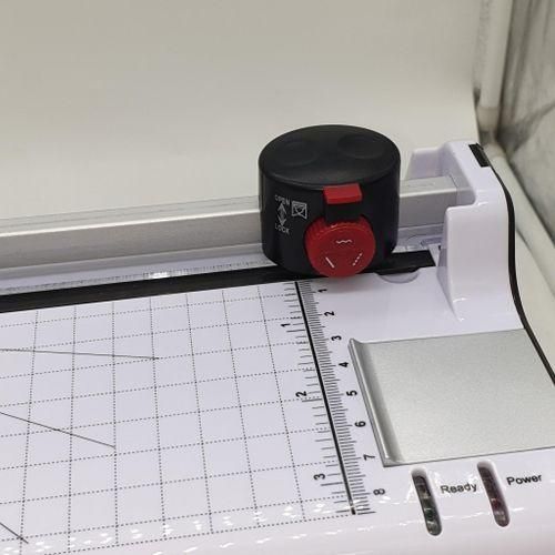 Innovia A3 Laminator with Built-in Trimmer – High-Quality Hot & Cold Laminating Machine for Documents, Photos, ID Cards and Posters, Fast Heating, Smooth Finish, Ideal for Office,School & business use