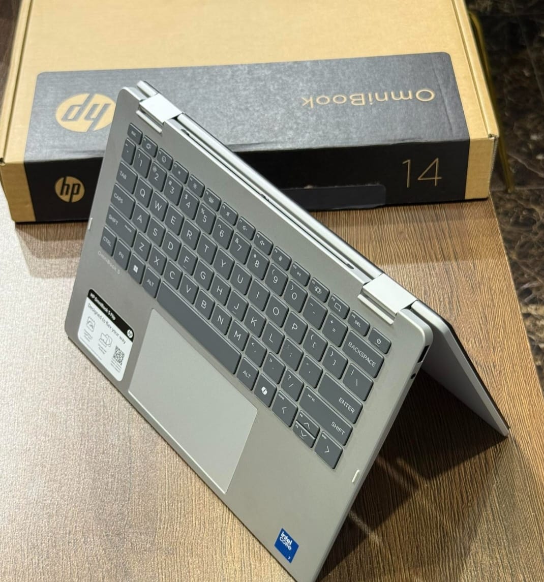 Brand New Hp Omnibook 5 Flip 14 inch Intel Core 7 16gb ram/512gb ssd Touchscreen x360 Integrated Intel Graphics Backlit keyboard with a free Laptop Bag and N-p9max headphone