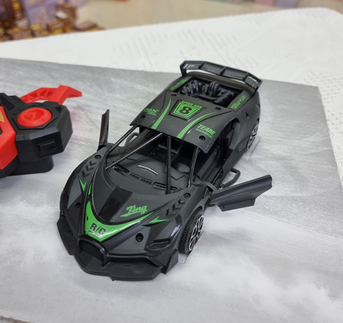 Children's remote control toy car High Speed Drift Sport Cars Remote Control Vehicle Sports Racing Car Toy Model Children Toys for Boys Birthday Gifts Free battery gift Local fast delivery