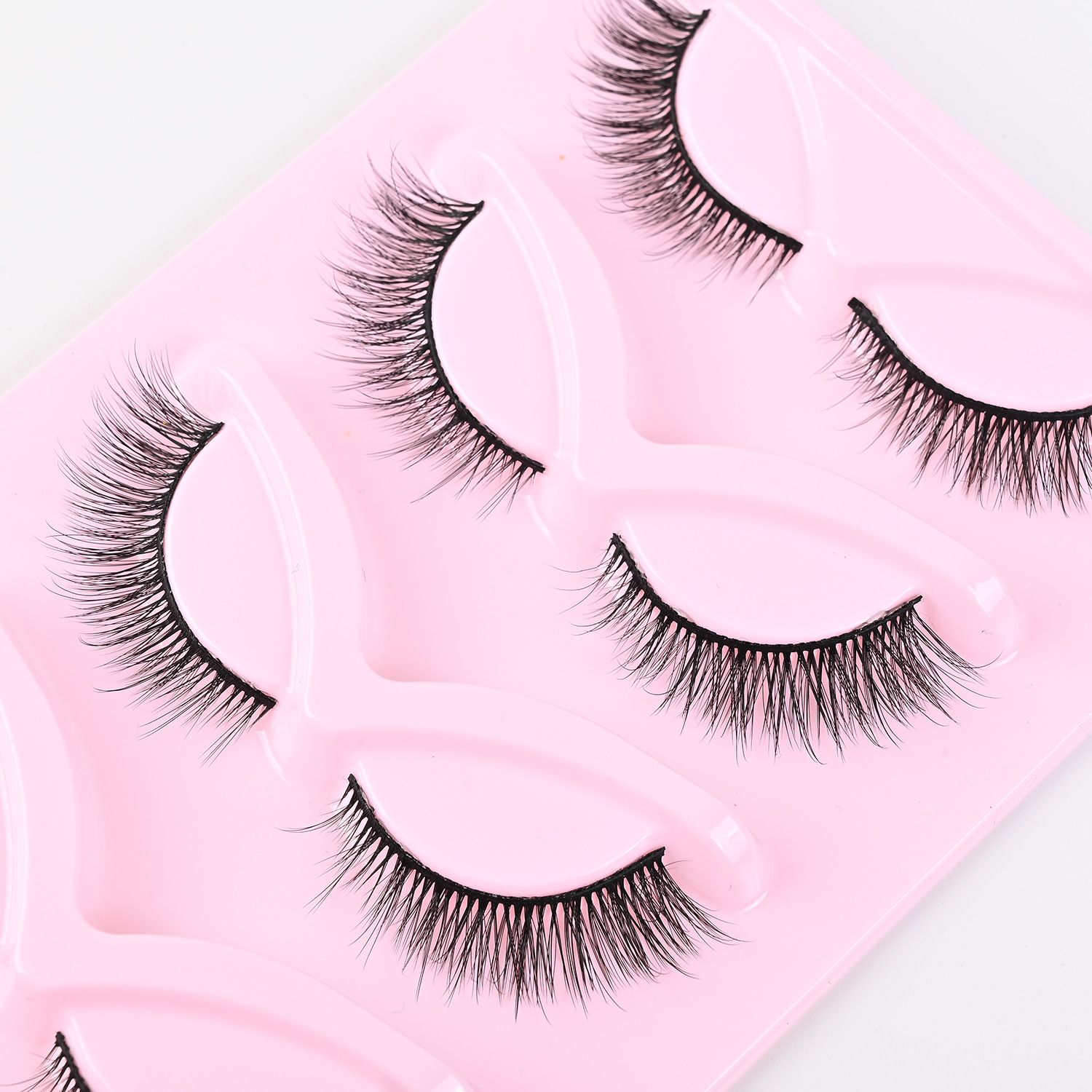 5 Pairs Light Fox Eye Lashes | Natural Lengthening Effect | Fluffy & Volumized | Easy to Apply | Long-Lasting | Ideal for African Women Makeup | Affordable & Reusable | Bulk Orders Welcome