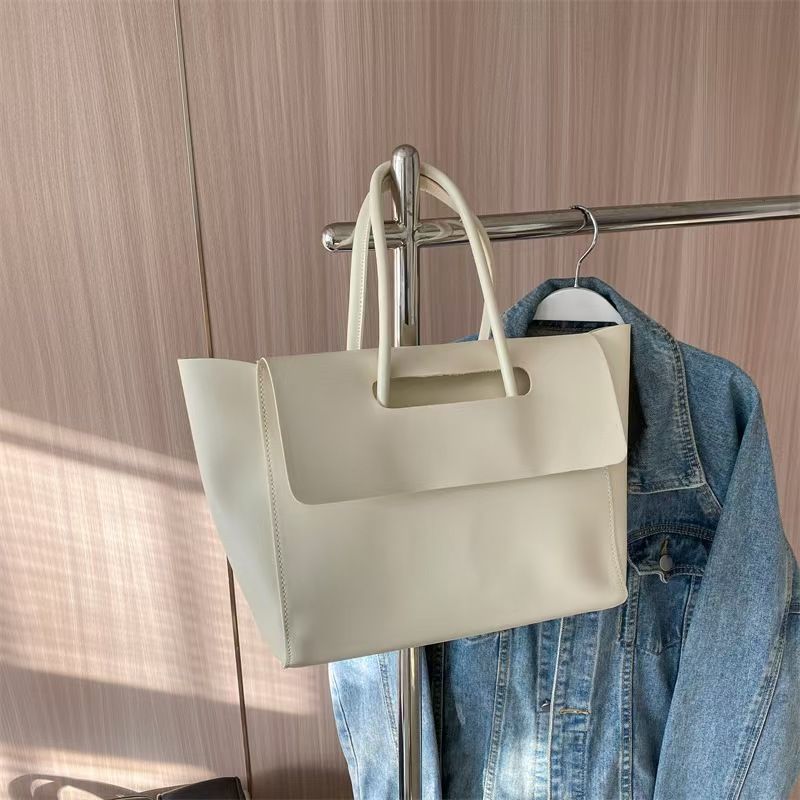 The New Large-Capacity Handbag - The Women's Commuter Tote Bag The Versatile Crossbody Bag - Has The Best Quality And First-Class Service Across The Entire Network.