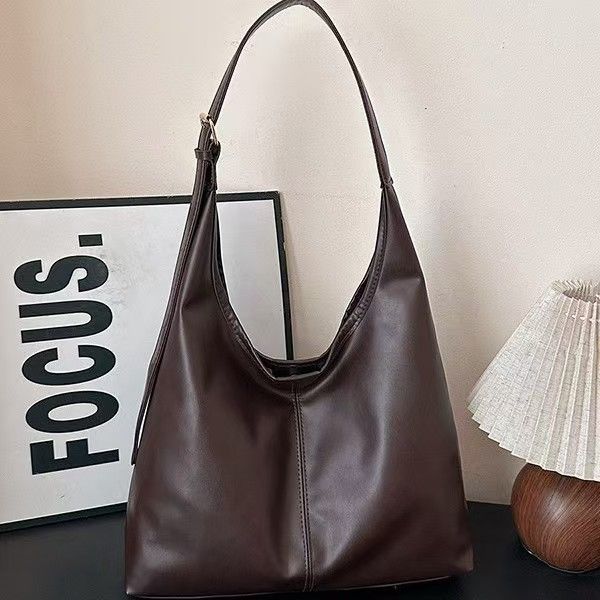 Large-Capacity Retro Minimalist Tote Bag - Perfect For Women's Daily Outings And Commuting Versatile Single-Shoulder Bag In Solid Color Pure Leather The Best Quality Available Online.