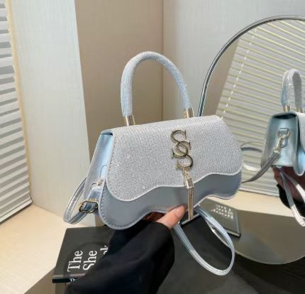 Spring And Summer New Fashion Casual Trendy Crossbody Bag Casual Handbag Small Square Bag Trendy Retro Small Square Bag Women's Top Quality Worldwide