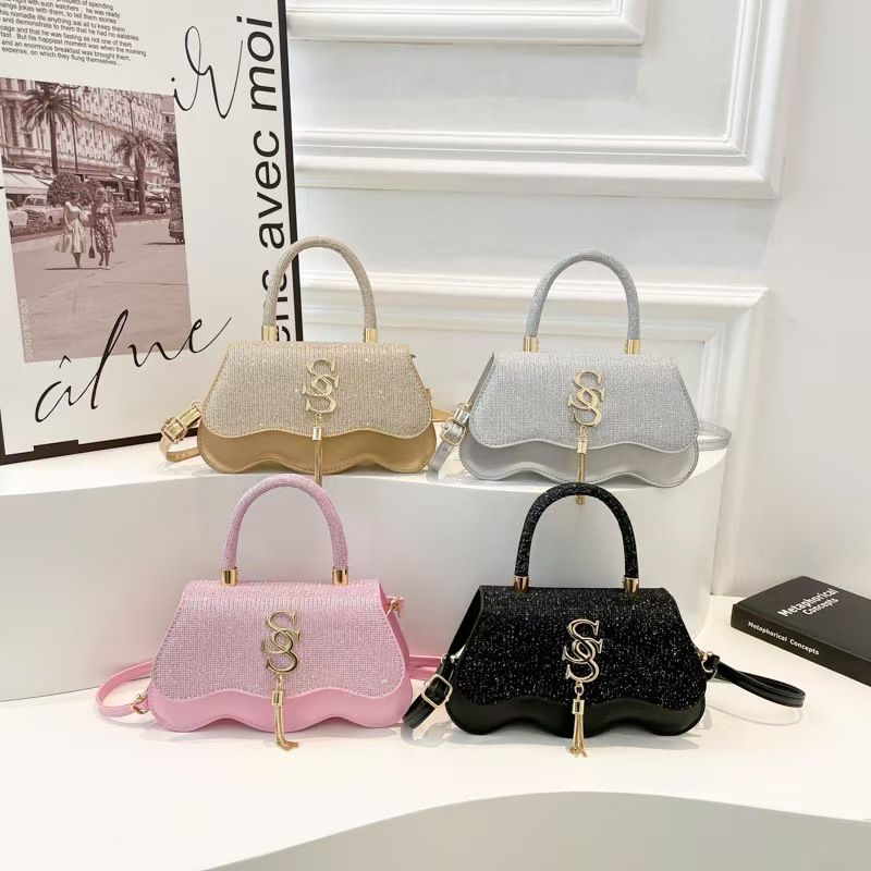 Spring And Summer New Fashion Casual Trendy Crossbody Bag Casual Handbag Small Square Bag Trendy Retro Small Square Bag Women's Top Quality Worldwide