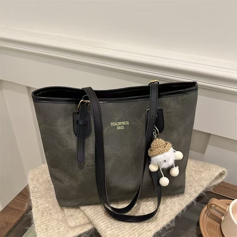 New Trendy Casual Large-Capacity Tote Bag - High-End Niche Commuter Bag Trendy Shoulder Bag The Highest Quality On The Entire Internet.