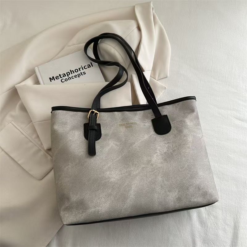 New Trendy Casual Large-Capacity Tote Bag - High-End Niche Commuter Bag Trendy Shoulder Bag The Highest Quality On The Entire Internet.