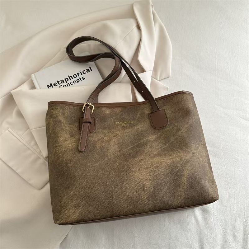 New Trendy Casual Large-Capacity Tote Bag - High-End Niche Commuter Bag Trendy Shoulder Bag The Highest Quality On The Entire Internet.