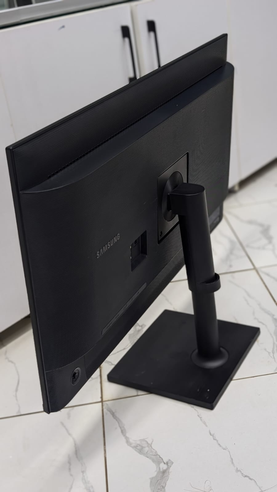 SAMSUNG TU87F Series 32-Inch Viewfinity 4K UHD Pro Monitor  Fully Adjustable Stand, Eye Saver Mode (LF32TU874VNXGO) Dark Blue Gray