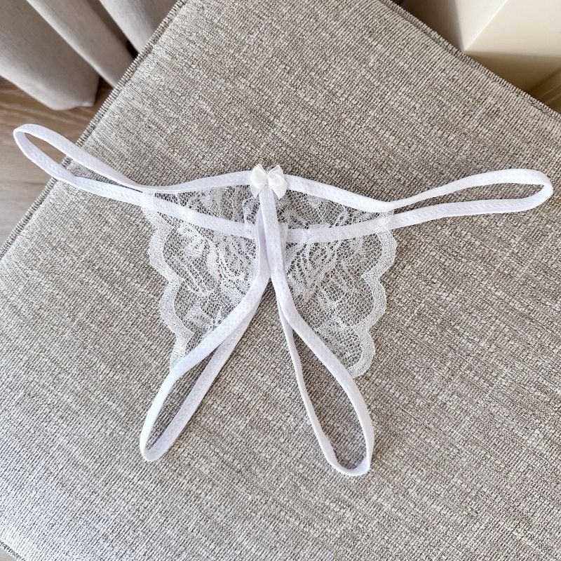 New Arrival Fashion Rhinestone Decor Ladies Briefs Stylish T-Back Design Seamless Underwear Elegant Sparkling Diamond Trim Intimate Bottoms for Daily Casual Wear
