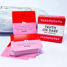 PREMIUM Truth or Dare for Couples: 50 Questions & 50 Challenges: 50 Questions and Challenges