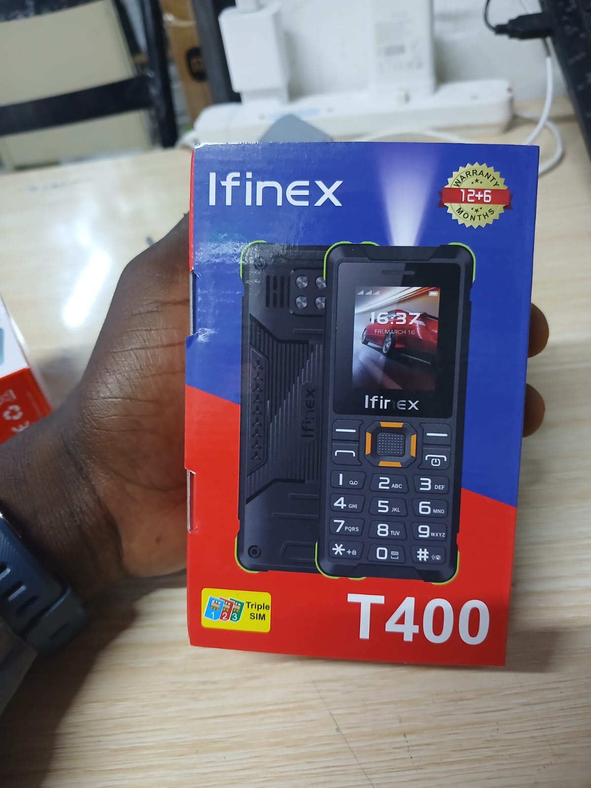 Brand New Ifinex T400 TRIPLE SIM CARD FEATURE PHONE WITH Bluetooth /Wireless FM/SD Slot kabambe/katululu/mulika mwizi/button feature phone