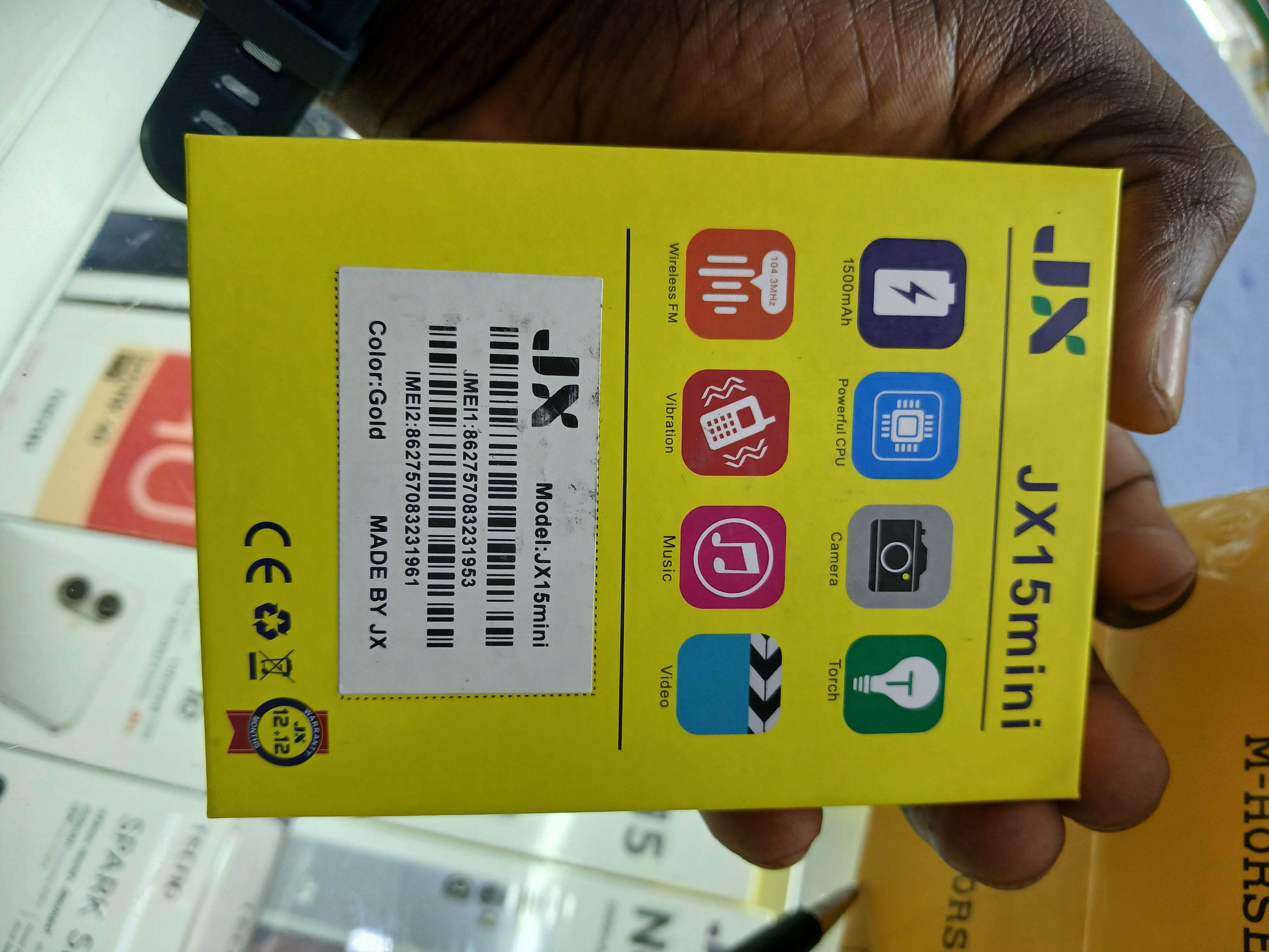 (ON OFFER) JX 15MINI WIRELESS FM,TORCH,CAMERA, KABAMBE/KATULULU/MULIKA MWIZI/FEATURE PHONE ONE YEAR WARRANTY VIBRATION DUAL-TWO SIM CARD SCREEN DISPLAY 1.44, 1500mAH STRONG BATTERY JX 15 MINI PHONE