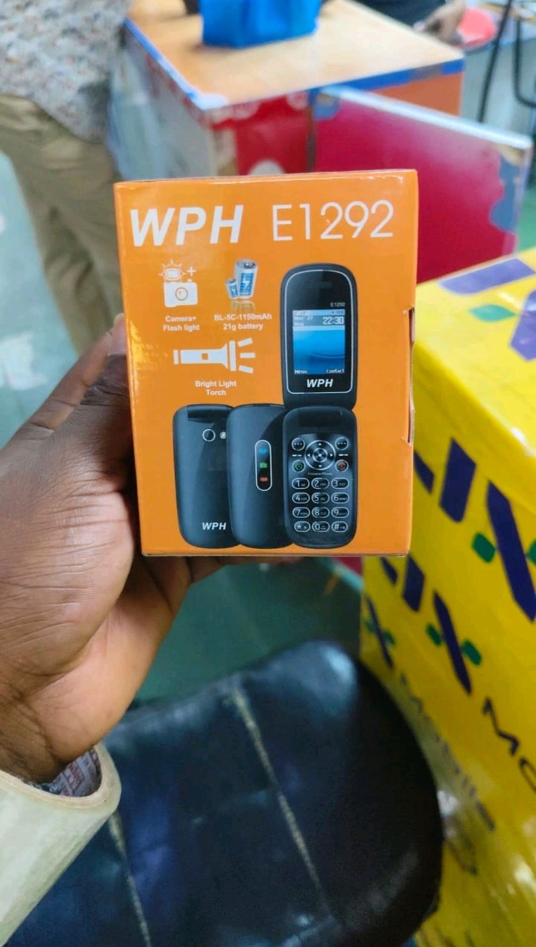 NEW ARRIVAL WPH E1292 FLIP PHONE SCREEN 1DISPLAY 1.77’’ CAMERA DUAL SIM CARD MP3/MP4 RADIO FM WIRELESS FAST CHARGER TYPE TYPE-C BATTERY 1150MAH BRIGHT TORCH KABAMBE/MULIKA MWIZI/BUTTON PHONES ON OFFER