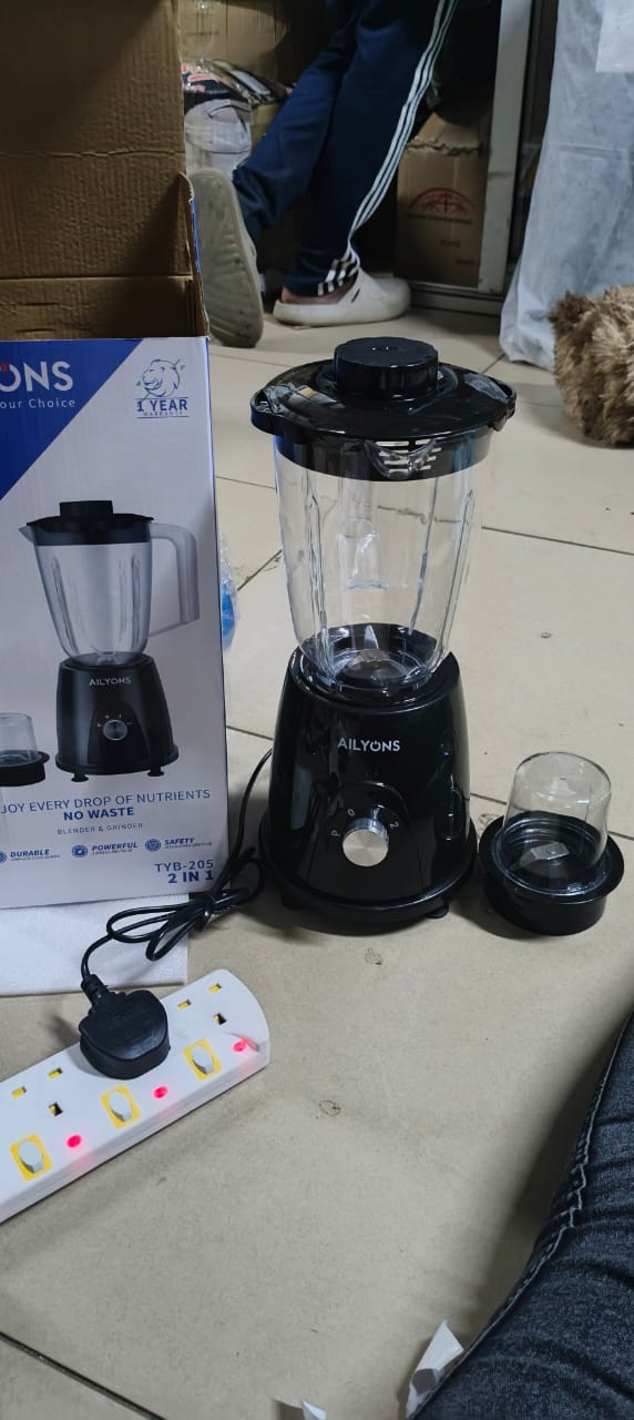 Price Drop‼️‼️‼️ 


*2 in 1 Ailyons Blender*with Grinder