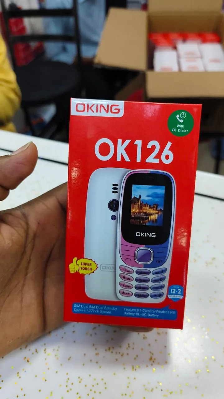 [BRAND NEW] OKING OK126 1.77 inch screen display 32MB storage with dual sim 5C -1200mAh battery capacity , bright flashlight detachable battery FEATURED PHONES