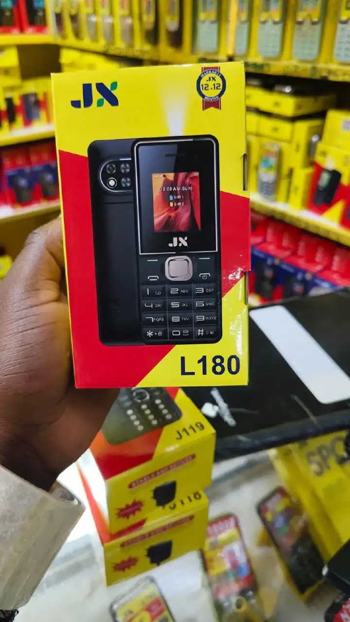 JX L180 DUAL SIM PHONE 3200MAH BIG BATTERY WIRELESS FM, BIG TORCH , SCREEN DISPLAY 1.77" KABAMBE/KATULULU/MULIKA MWIZI/BATTON/FEATURE PHONE