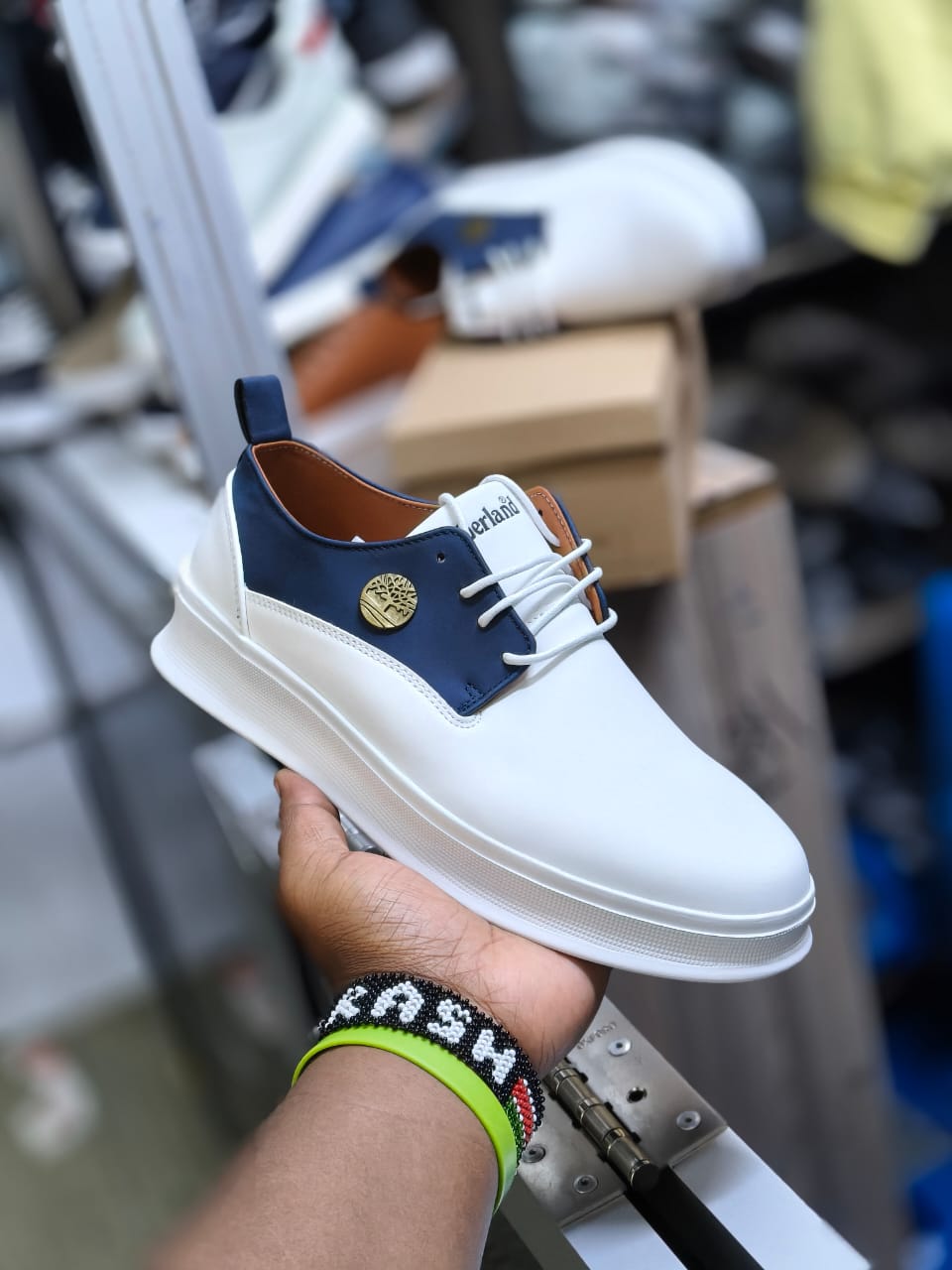 Timberland White Classics Men's Casual Sneakers, Timberland Casuals (Best Shop for Sneakers, Official Shoes and Shoe Accessories)