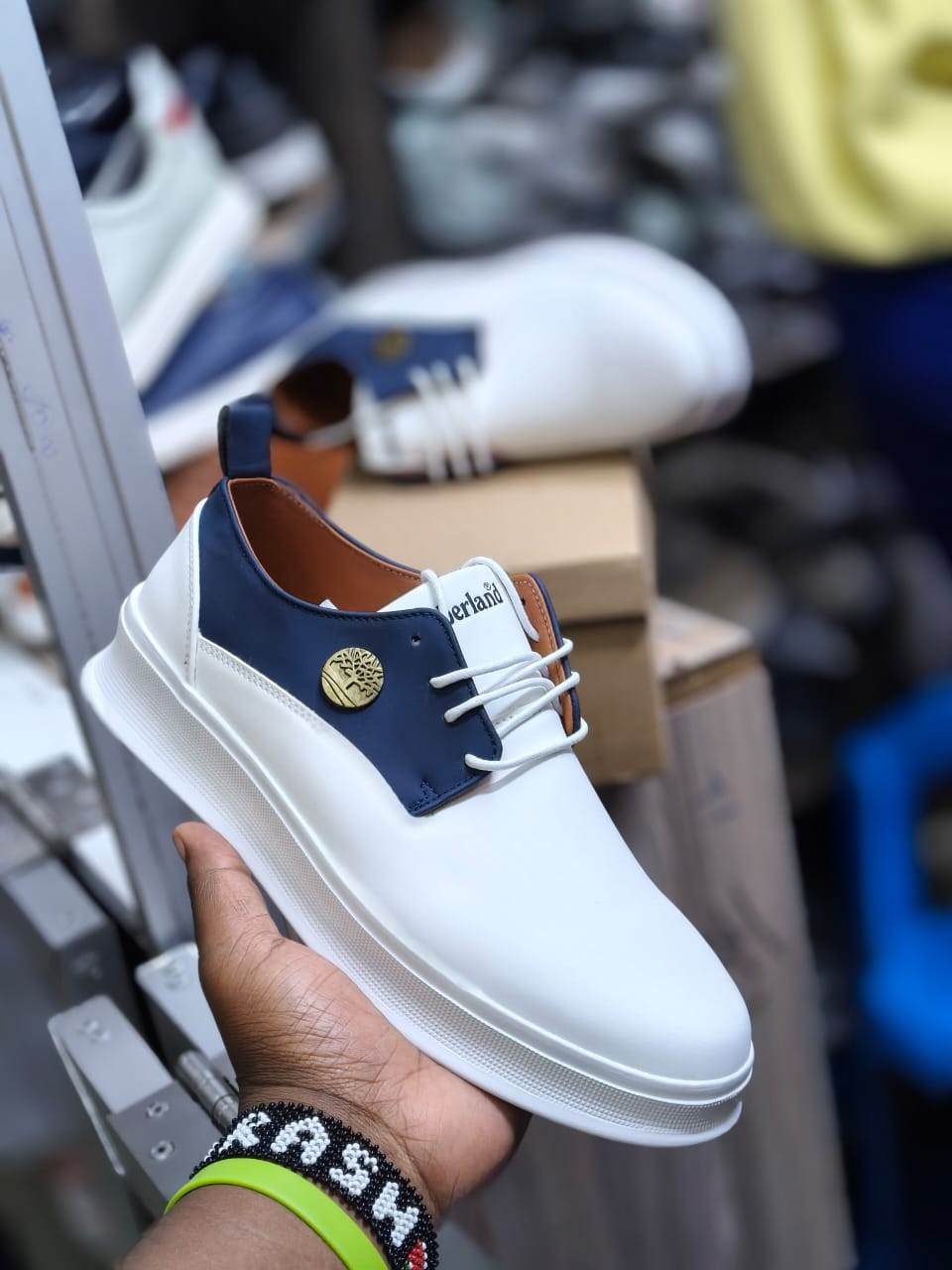 Timberland White Classics Men's Casual Sneakers, Timberland Casuals (Best Shop for Sneakers, Official Shoes and Shoe Accessories)