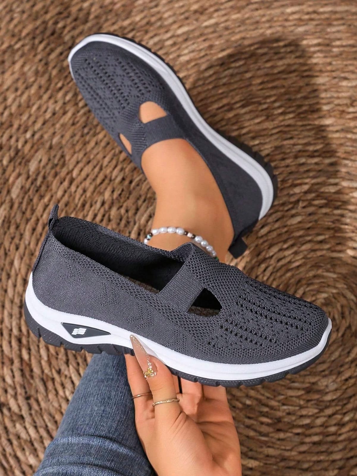 Breathable Slip-On Comfort Sneakers /Soft Sole// Orthopaedic Shoes//Ladies Rubbers