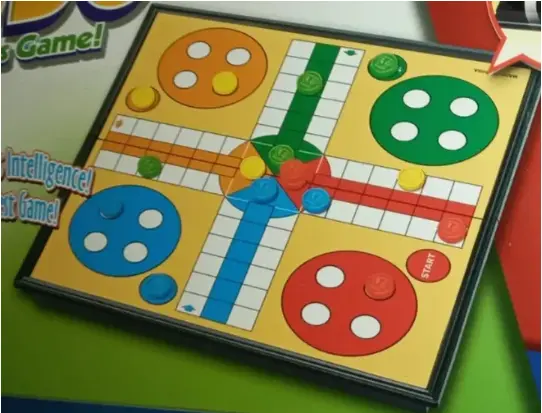 OFFER OFFER Rubik's Cube 3x3x3 + LUDO game two games ludo mind game and free rubiks cube for family chilling and fun board game ludo and rubix cube