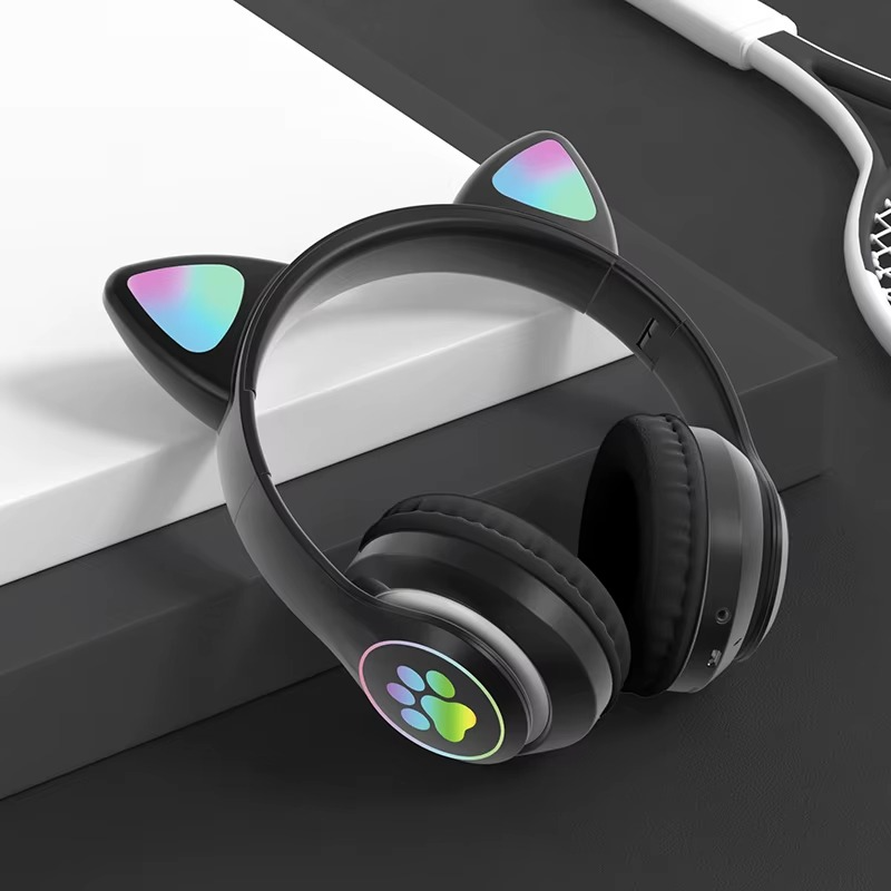 STN-28 Cat Ears Wireless Bluetooth Headphones With RGB LED Lights - Foldable, Rechargeable, Built-in Mic, Sports and Leisure Card Folding Headset Cartoon Luminous Cat Ears Stereo headphones With Mem