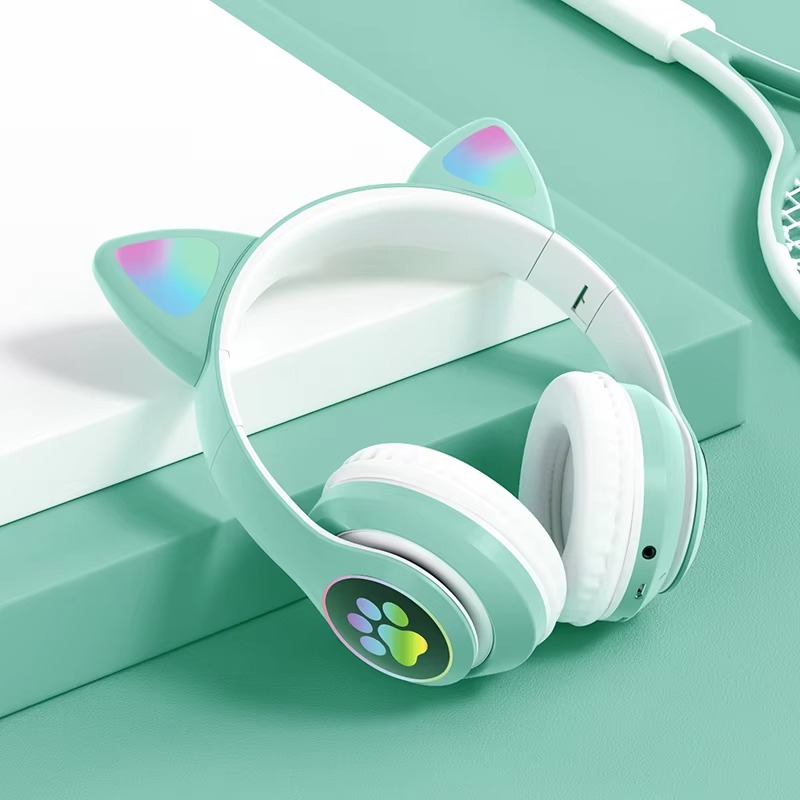 STN-28 Cat Ears Wireless Bluetooth Headphones With RGB LED Lights - Foldable, Rechargeable, Built-in Mic, Sports and Leisure Card Folding Headset Cartoon Luminous Cat Ears Stereo headphones With Mem