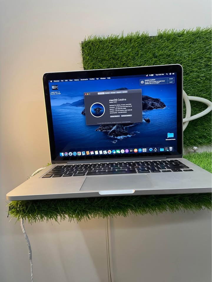 Apple MacBook Pro 2012 13"- Core I5 -8GB RAM, 256GB SSD Refurbished Laptop -Silver + Bag