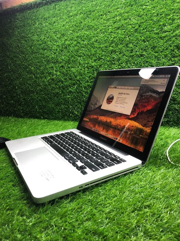 Apple MacBook Pro 2012 13"-  intel Core I5 -8GB RAM, 256GB SSD Refurbished Laptop -Silver