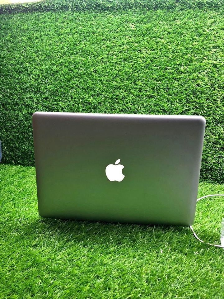 Apple MacBook Pro 2012 13"- Core I5 -8GB RAM, 256GB SSD Refurbished Laptop -Silver