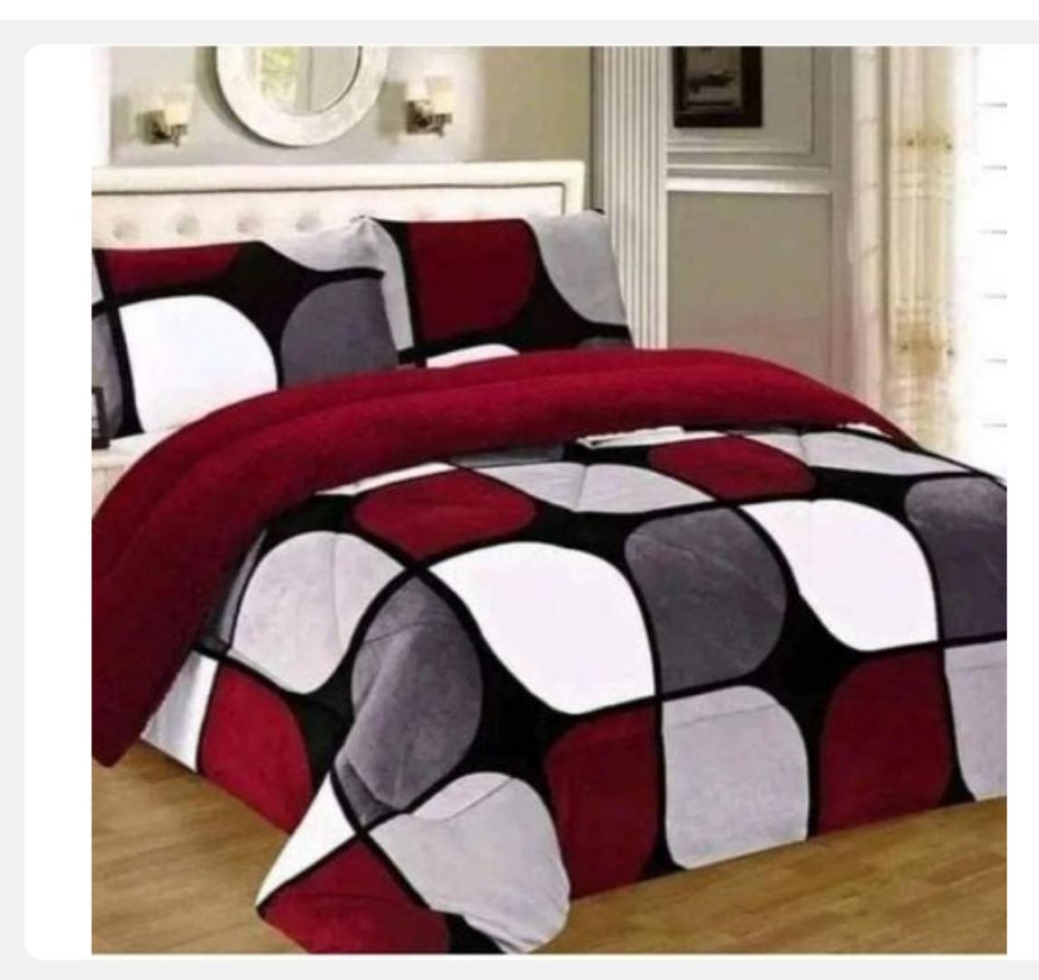 WOOLEN DUVET BLANKETS. (4*6,5*6 ,6*6)